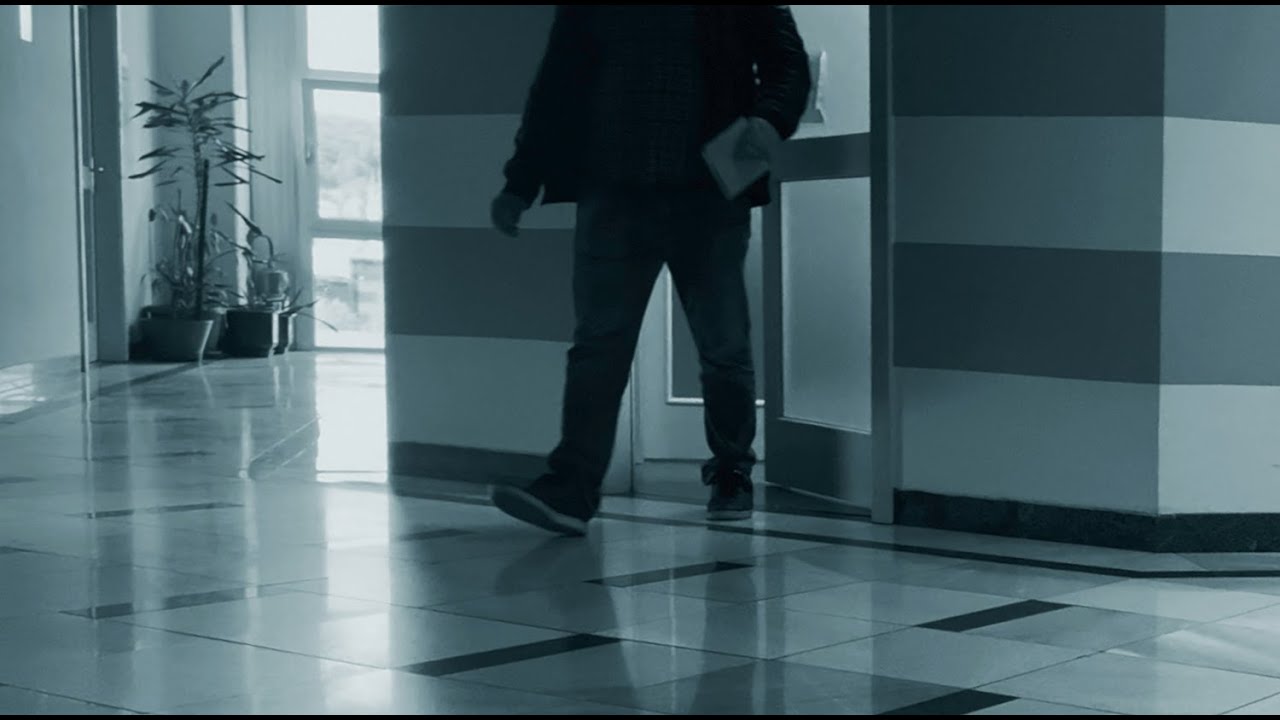 Radnici zarobljeni u plavim kovertama