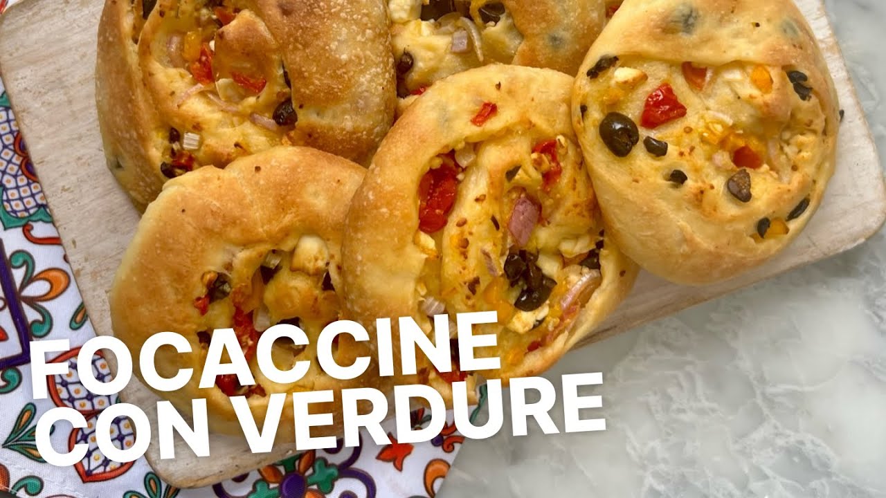 Non posso smettere di fare queste focaccine morning ripiene di verdure 🍅🌶️🥕🧅