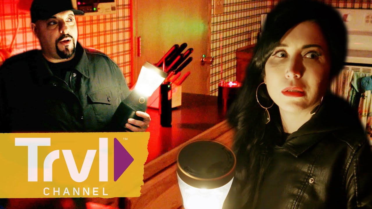 Poltergeist-Like Spirit Forces Cindy & Steve Out of the House | Michigan Hell House | Travel Channel