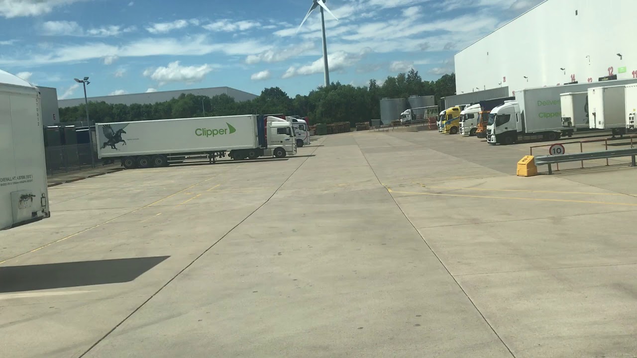 Clipper logistics Danes way Daventry 🇬🇧UK🚚🚚🚚🚛🏴󠁧󠁢󠁥󠁮󠁧󠁿🏴󠁧󠁢󠁥󠁮󠁧󠁿👍👍Truck 🚛Transport