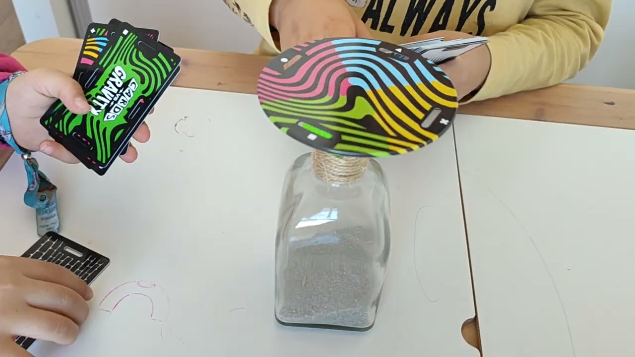 Cards VS Gravity en Aldanca