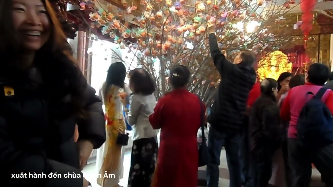 MÙNG MỘT TẾT BÍNH NGỌ, ĐI CHÙA