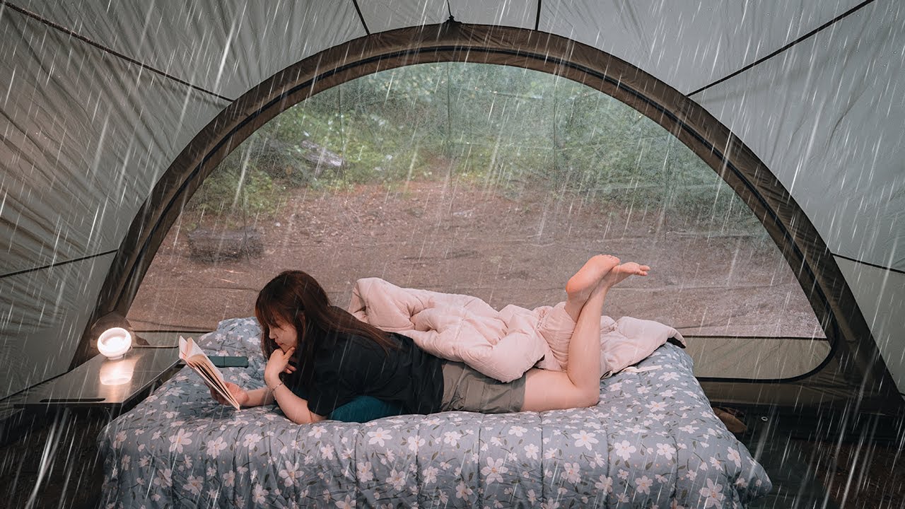 Коллекция Camping in the Rain, который продолжает лить. Дождь ASMR во время сна