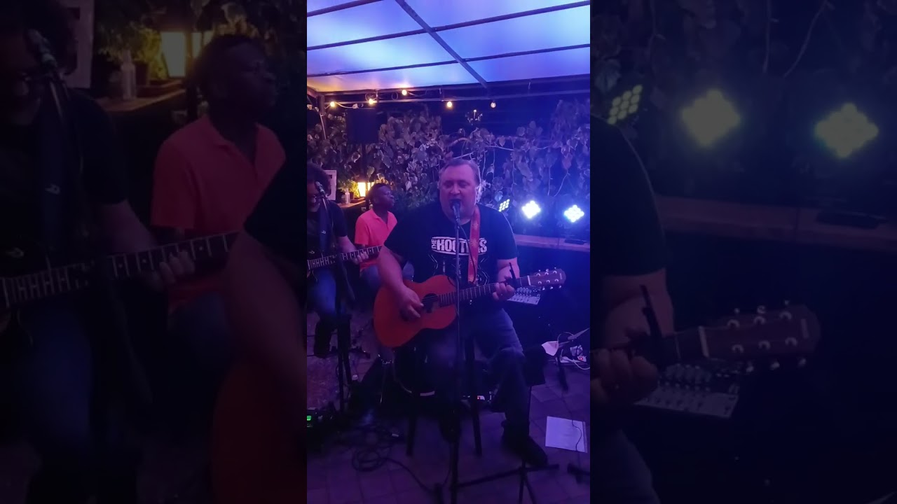 One Guitar - Joe D'Urso and the Italian Job 
