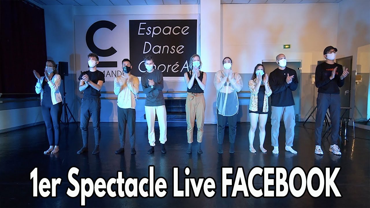 Premier spectacle en direct sur Facebook