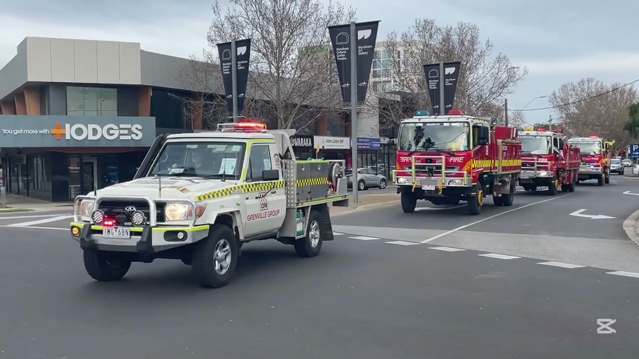 Werribee ESVF Tax Rally - MULTIPLE APPLIANCES - Hoppers Crossing PT + POWER CALL Siren + Whelen