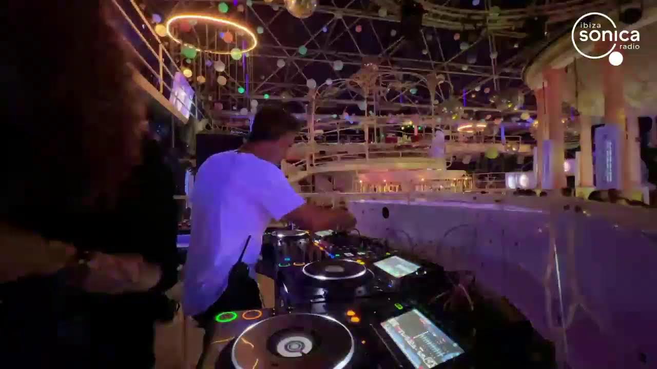 BROADCASTING LIVE SUPERMARTX&Eacute; IBIZA OPENING  AT ES PARAD&Iacute;S