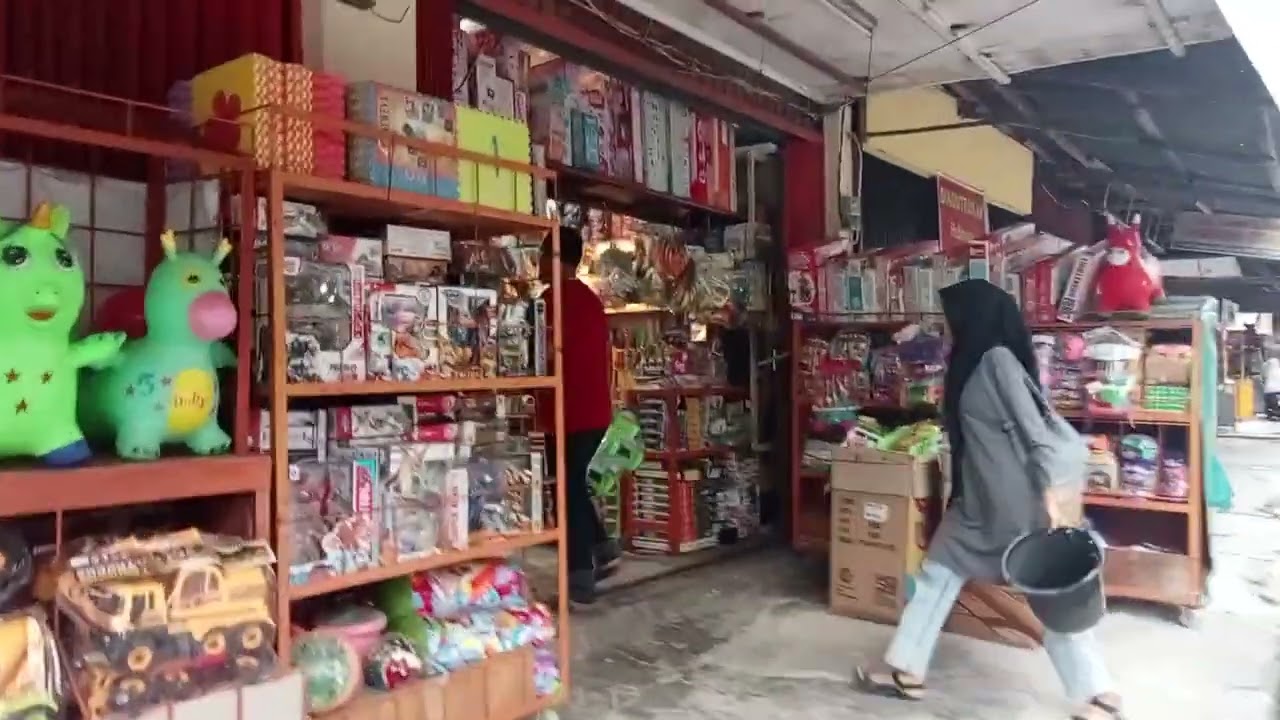 toko mainan pasarraya Padang termurah