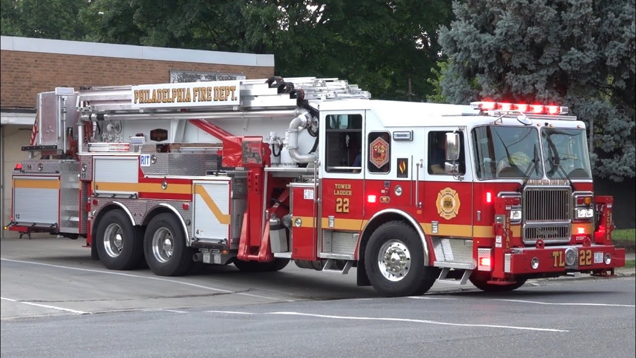Philadelphia Fire Department Brand New Tower Ladder 22 Responding 7/5/21