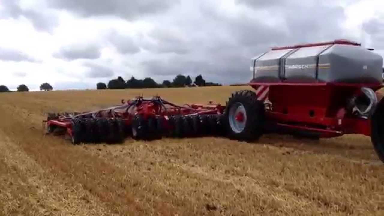 12m CTF HORSCH Sprinter. Courteenhall Farms planting OSR in Northamptonshire.