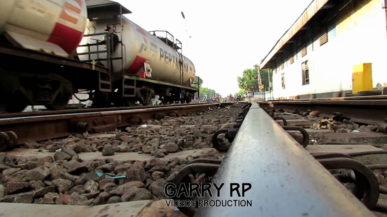 Kompilasi KA : KA Ketel Pertamina - Sang Ular Perak pendistribusi minyak