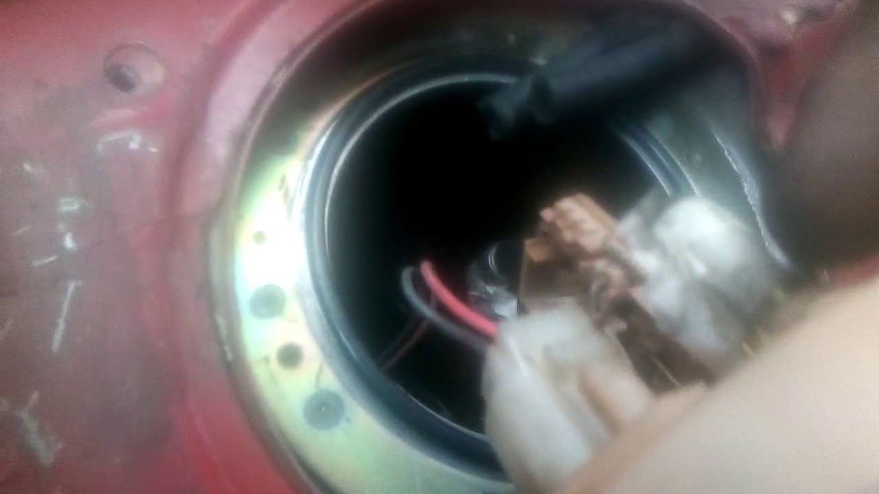 Nissan T-suru Huele a Gasolina