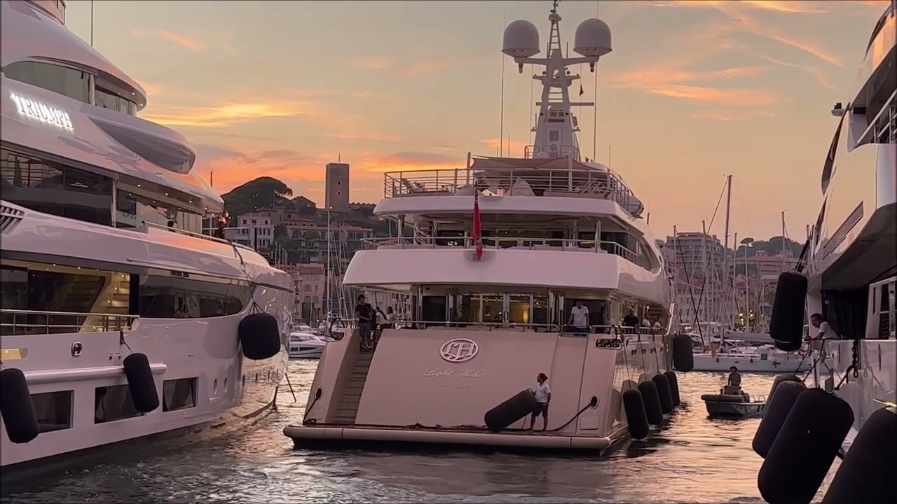 LIGHT HOLIC ($40M Luxury Superyacht) Elegant Berthing in Cannes | Formerly Darlings Danama