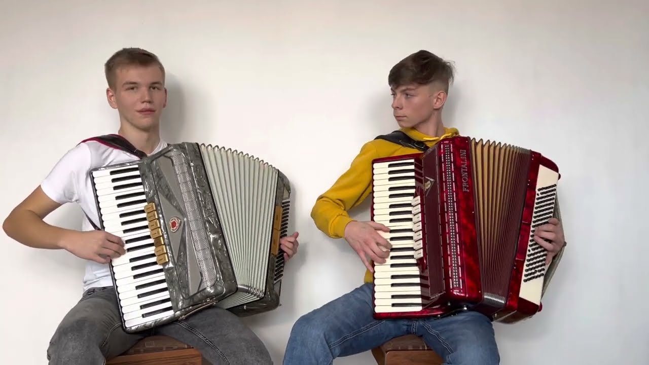 Sądeckie zegary /Polka/- w duecie akordeonowym z Piotrkiem