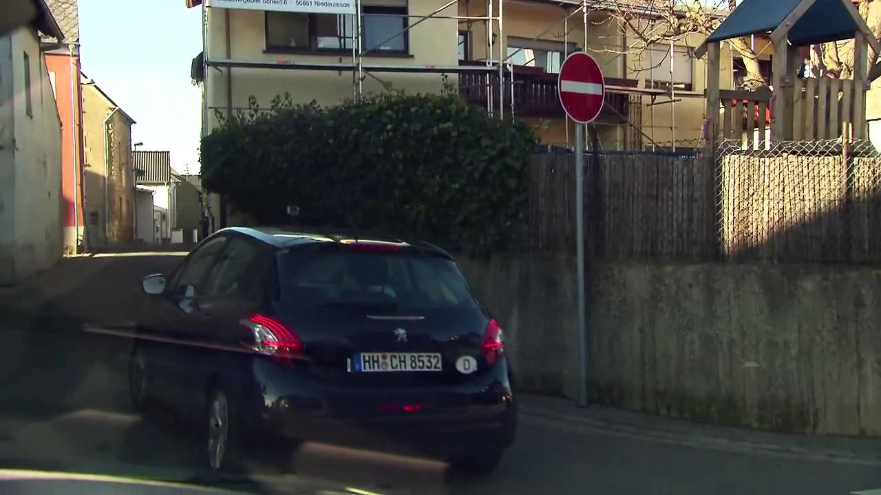 "Abgewürgt und ausgebremst - Deutschlands schlechtester Autofahrer": Jacky und die Nippe(l)sstraße