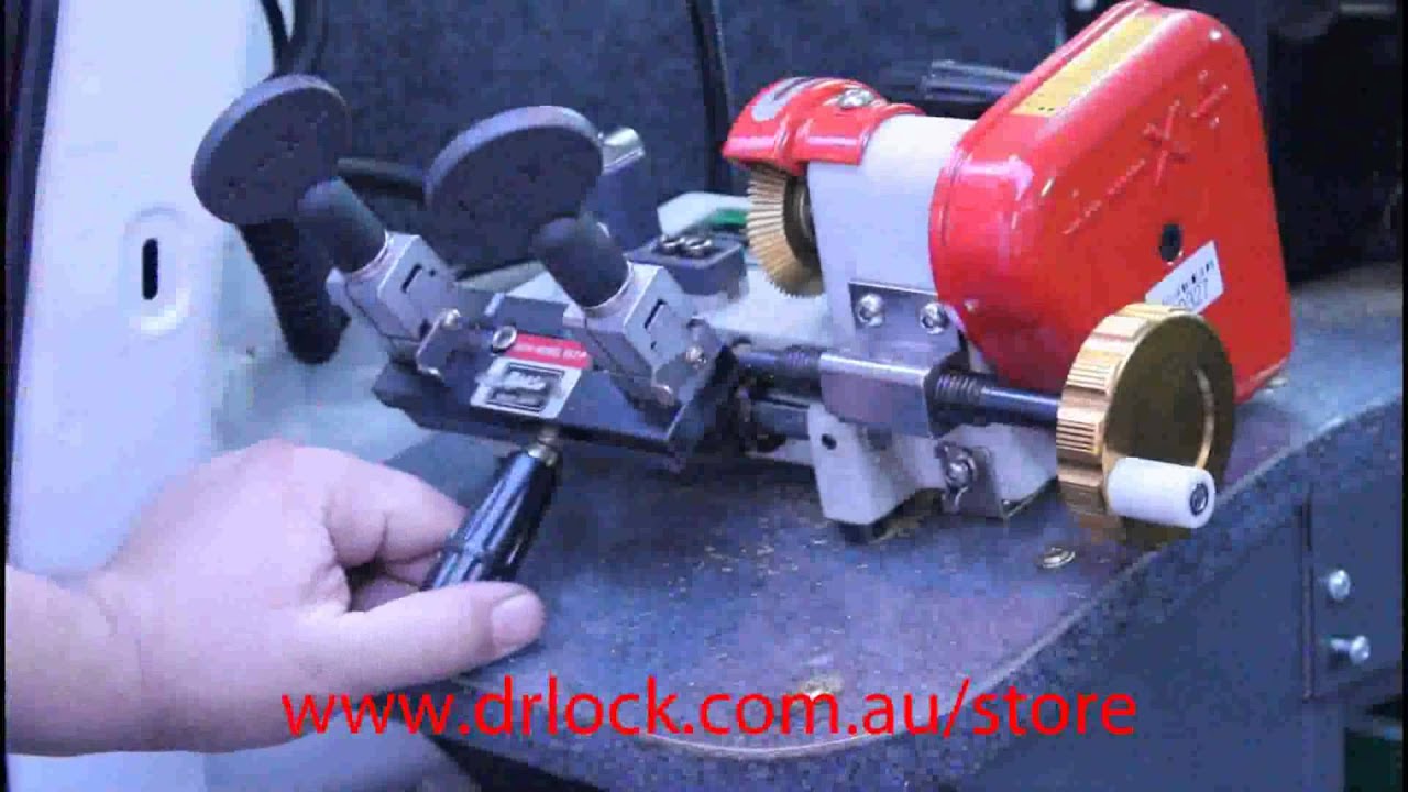 Key Machine us007 12v Dr Lock Locksmith Parramatta Sydney.avi