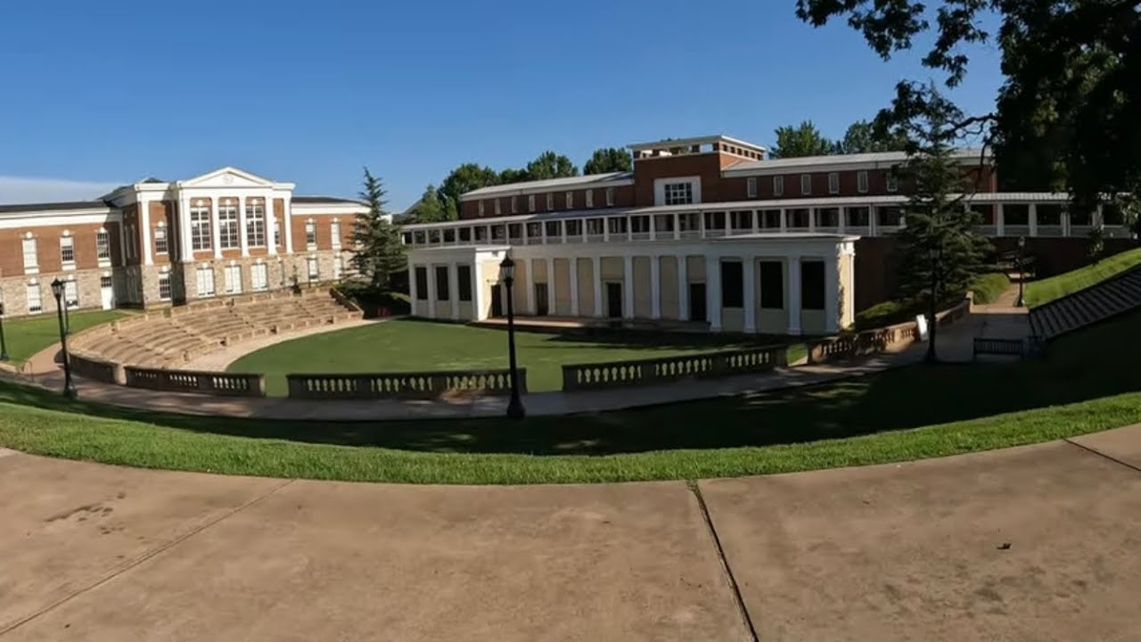 University of Virginia (UVA) Campus Tour in 4K!