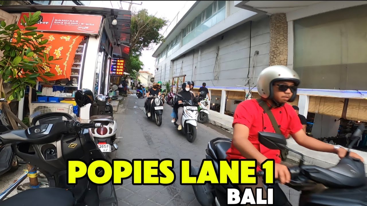 WALKING ALONG POPIES STREET 1 KUTA BALI