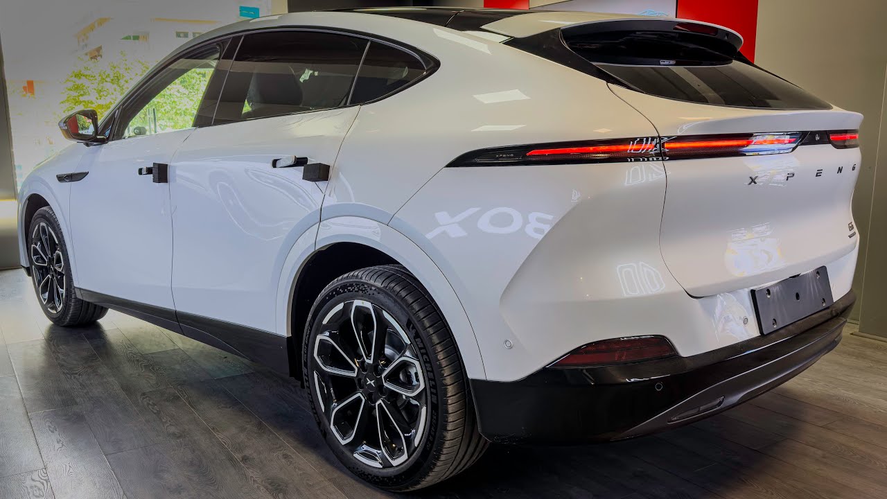 NEW 2026 Xpeng G6 - Interior and Exterior Walkaround 