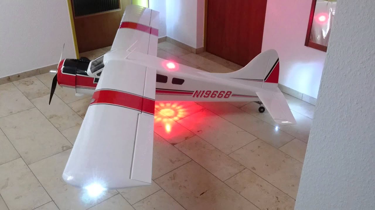 Hangar 9 DHC-2 Beaver with Unilight.at