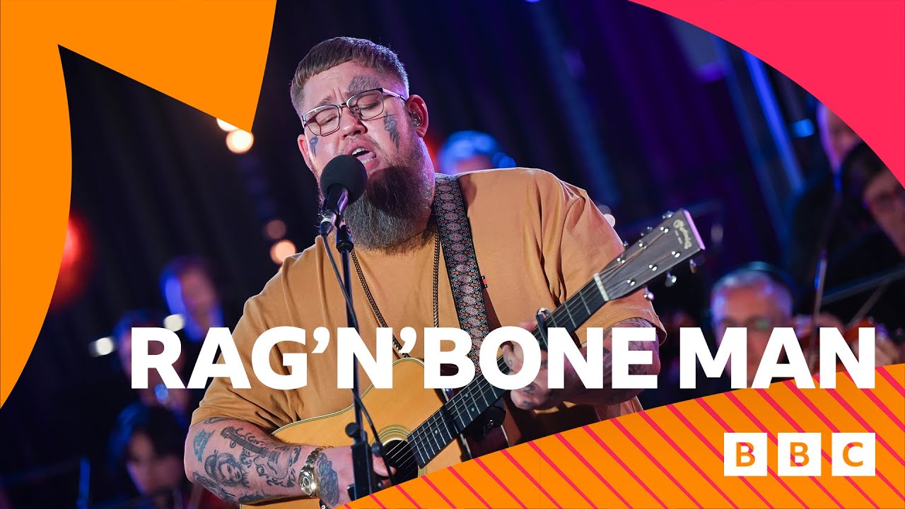 Rag'n'Bone Man - Put A Little Hurt On Me in the Piano Room