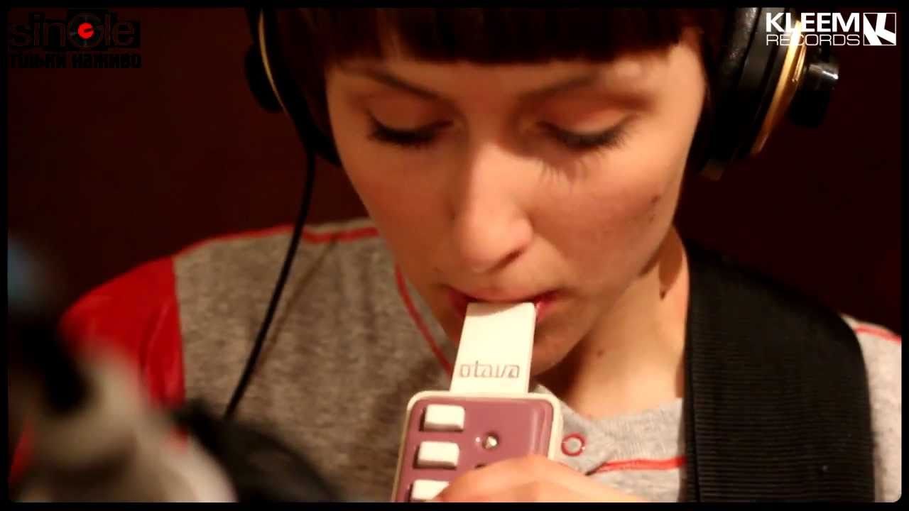 SING.LE : ZAPASKA - waitress song