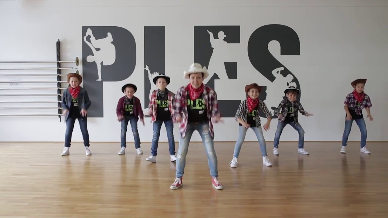 KAVBOJ JAKA (Maja (Kokol) Jovanovič in Plesni studio Novo mesto)