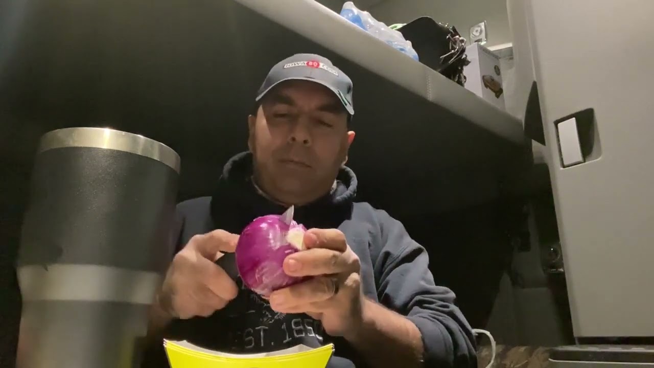 Cocinando camarones en el camión