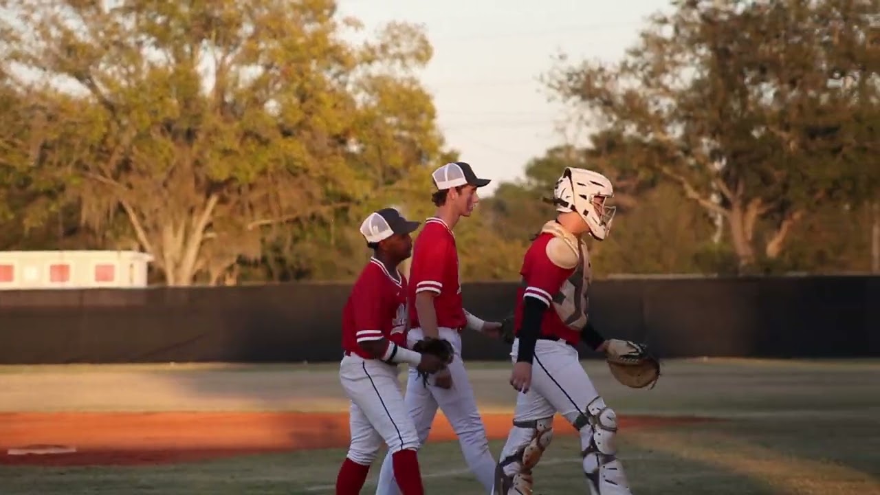 East Bay Red v White