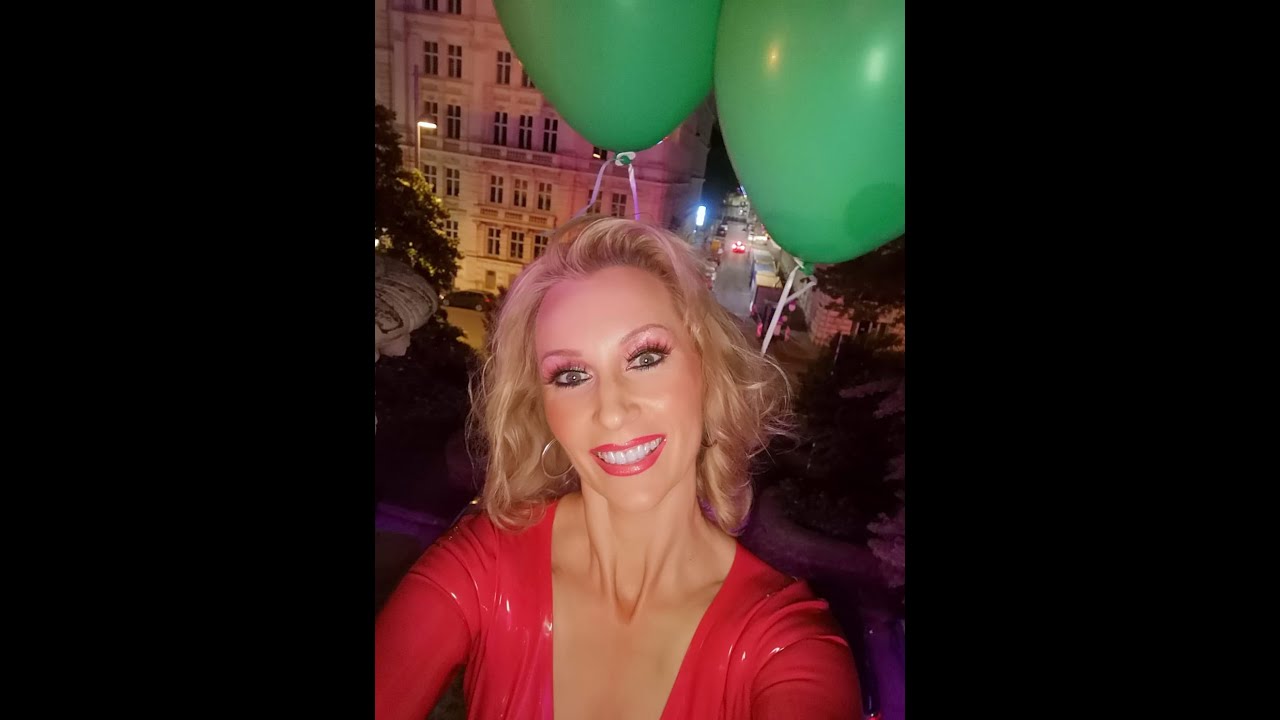 On the way to the 14. Diversity Ball 2022 in Vienna