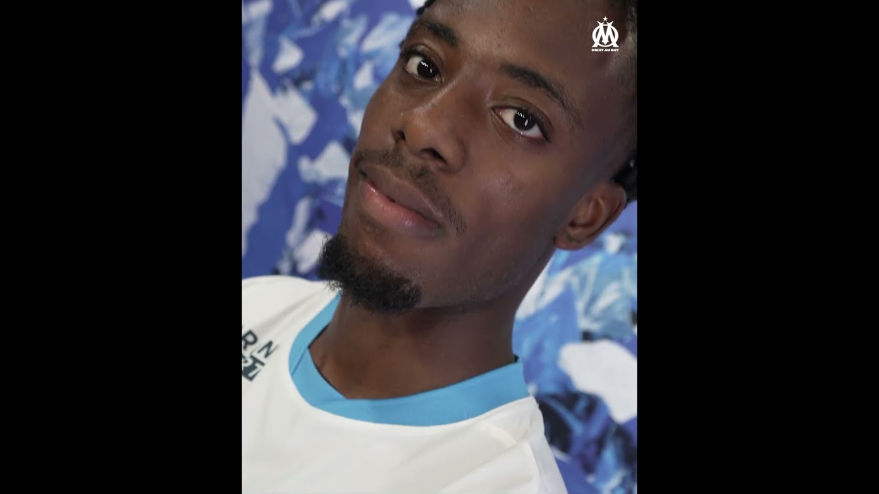 Bienvenue &agrave; l&rsquo;OM Elye Wahi 🔵⚪️ #football #marseille #foot #om #mercato #wahi #soccer #shortfootball