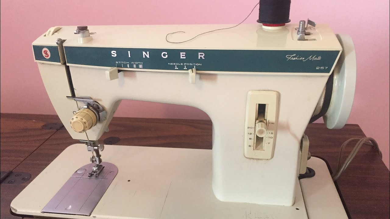 Singer Fashion Mate 257 Sewing Machine: Threading The Needle
