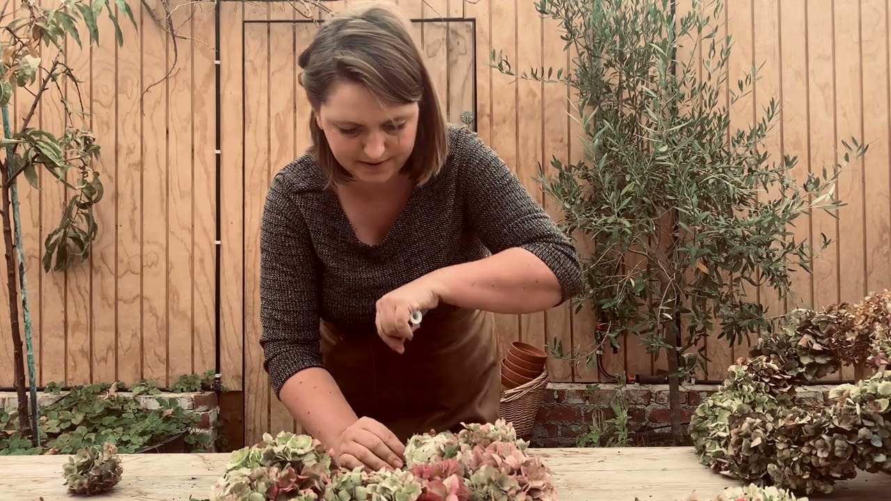 Hortensia krans diy blomsterbinding