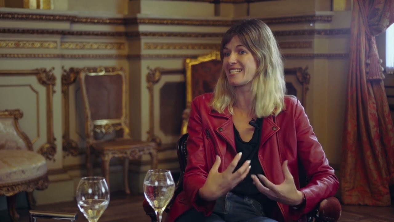 Schiuma: inclusión y educación financiera, liderazgo femenino, fintech #ConversacionesConvergentes
