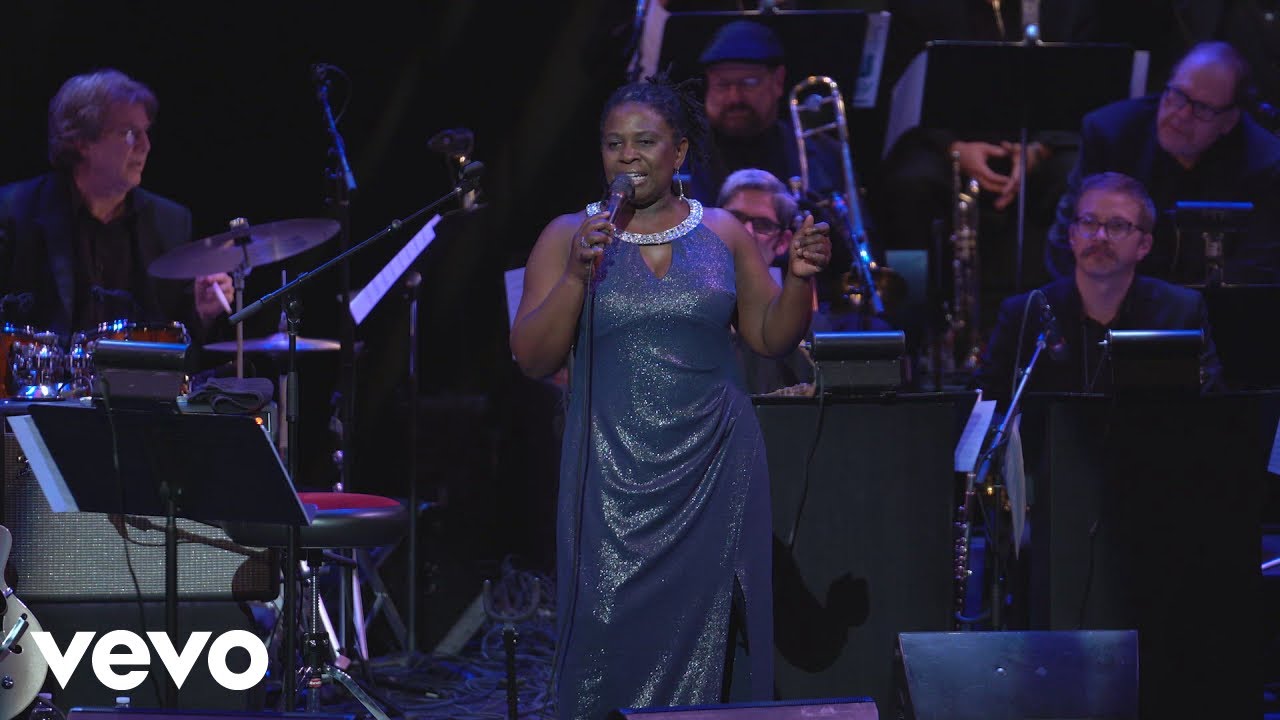 Ruthie Foster - Mack the Knife (Live at the Paramount)