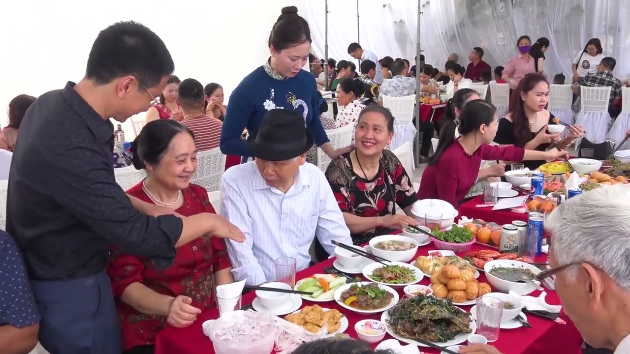 BA BA Rang muối.Cỗ cưới vùng Quê toàn đồ ngon