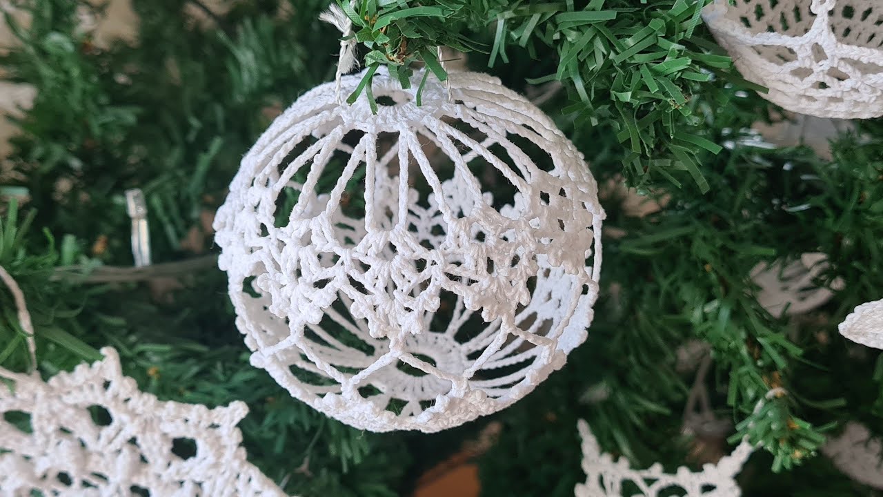 Szydełkowa bombka 1Christmas ball 1