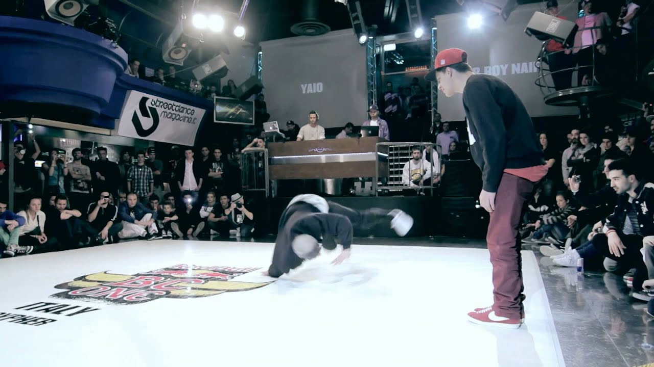 Yaio vs B Boy Naif - Battle 7 - Red Bull BC One Italy Cypher