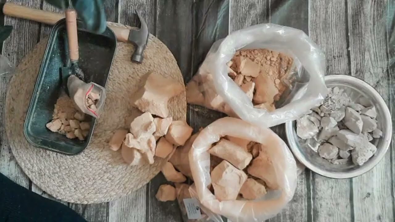 Packing clay orders live! South African Clay #clay #pottery #crunchycrumbles #clayasmr