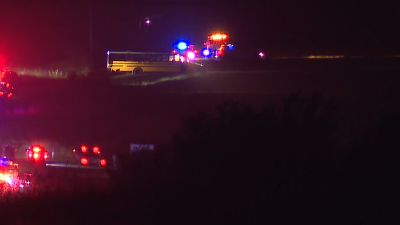 Minco, Oklahoma school bus crash carrying softball team leaves 6 critically injured