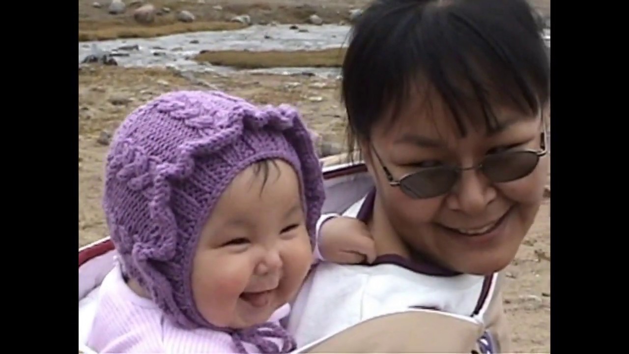 Pond Inlet, Canada, Nunavut. The 2002 tourist season Trip 2/7
