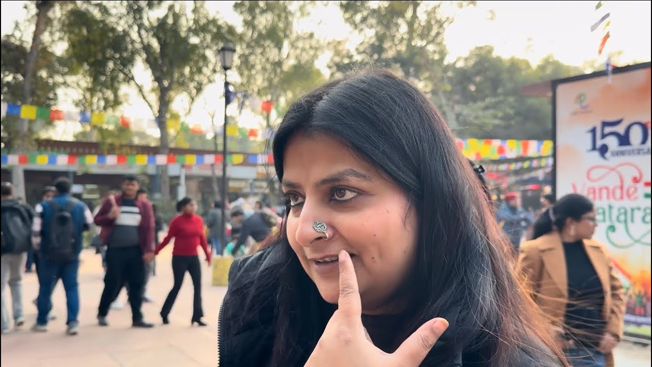 Ye kya lga lia naak 👃pe | Dilli Haat | Vlog 53