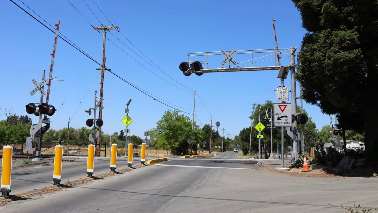 Scenic Avenue Railroad Crossing Walk Tour, Santa Rosa CA