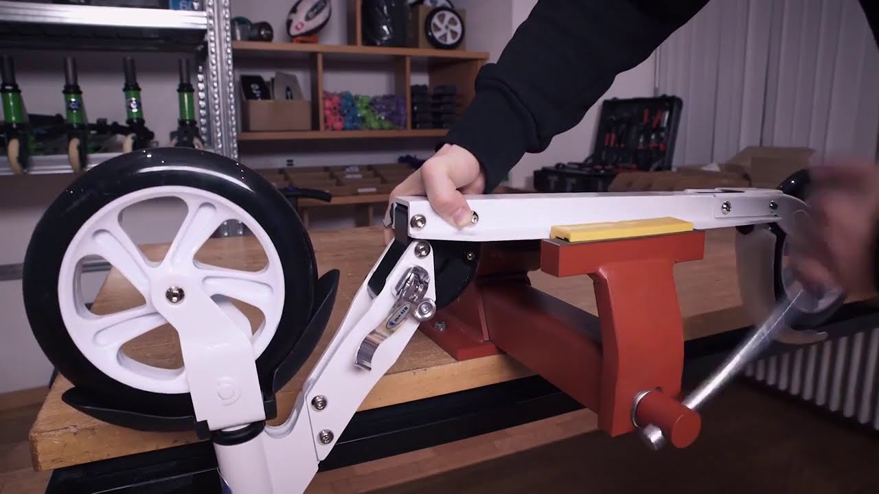 Micro Scooter: Bremse ersetzen