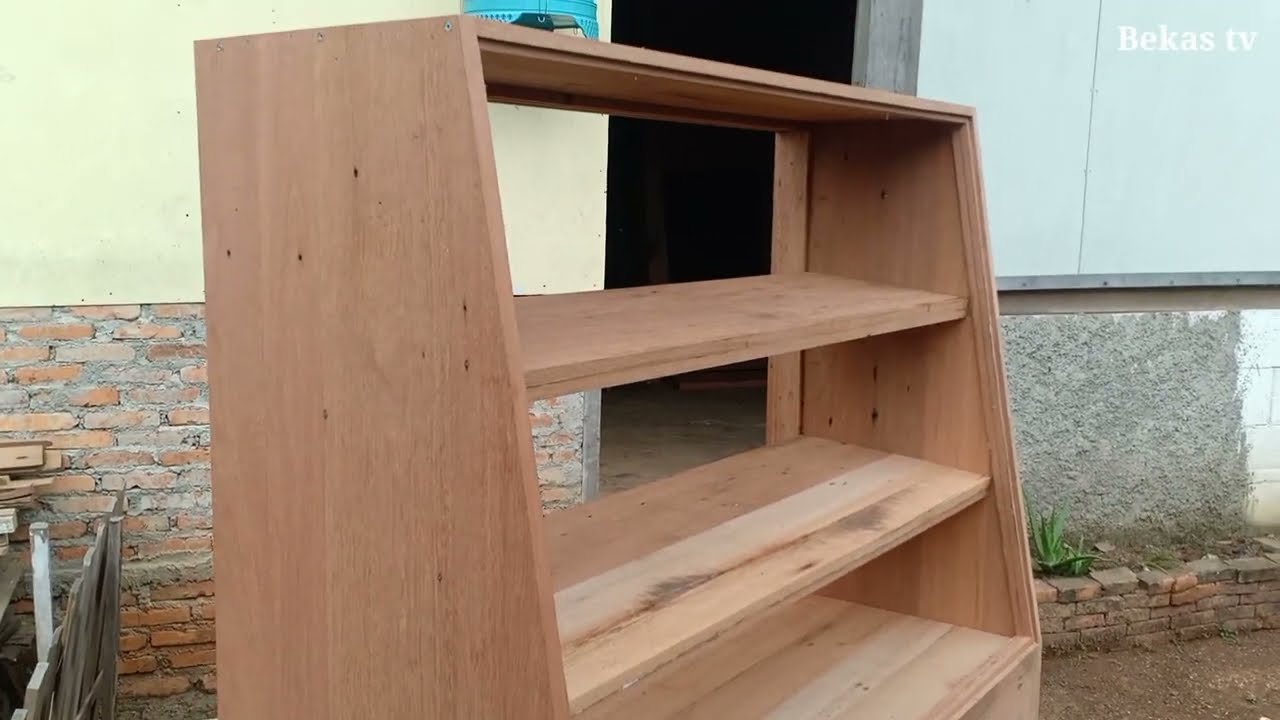 Cara membuat Lemari Kayu Etalase dari bahan kayu bekas