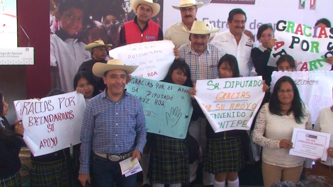 Entrega de apoyos del Dip. Cruz Roa en Potzontepec, Sultepec