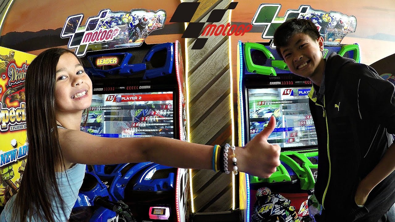 Arcade Game MotoGP Japanese Motorcycle Racing レースゲーム
