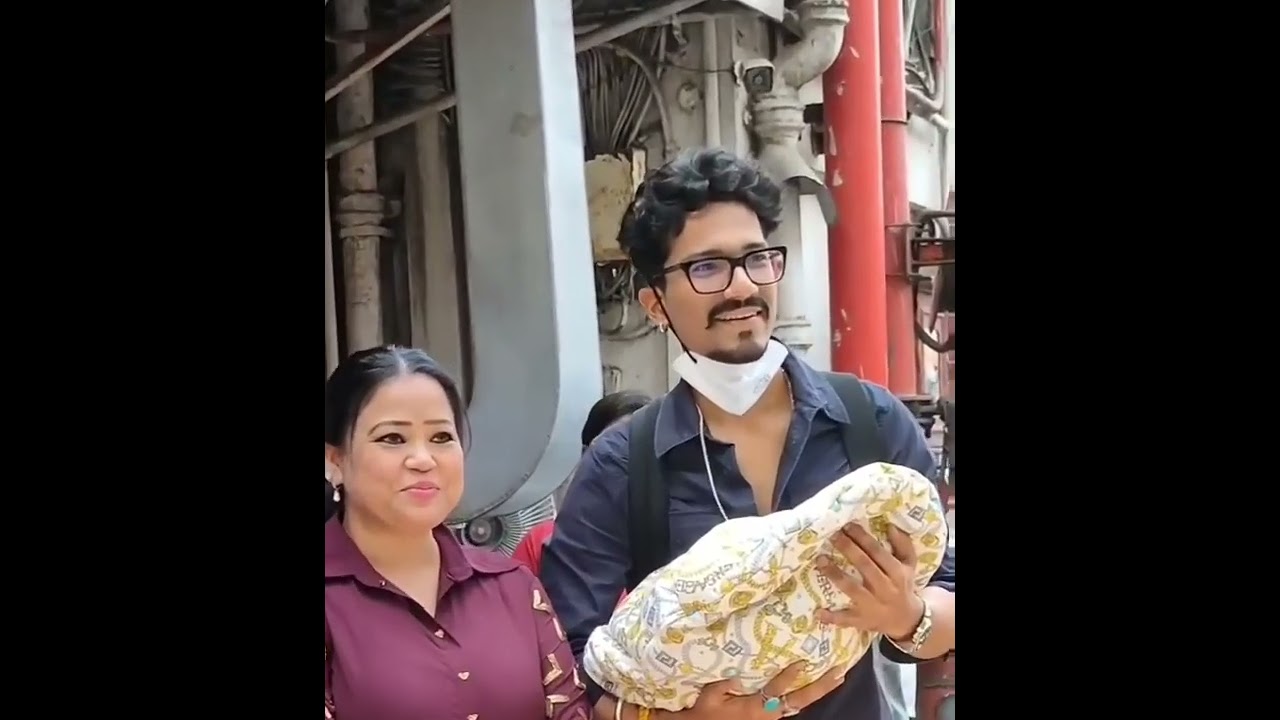 Bharti Harsh  BABY BOY first look,  outside Breach candy hospital #bharti #harshlimbachiya #baby