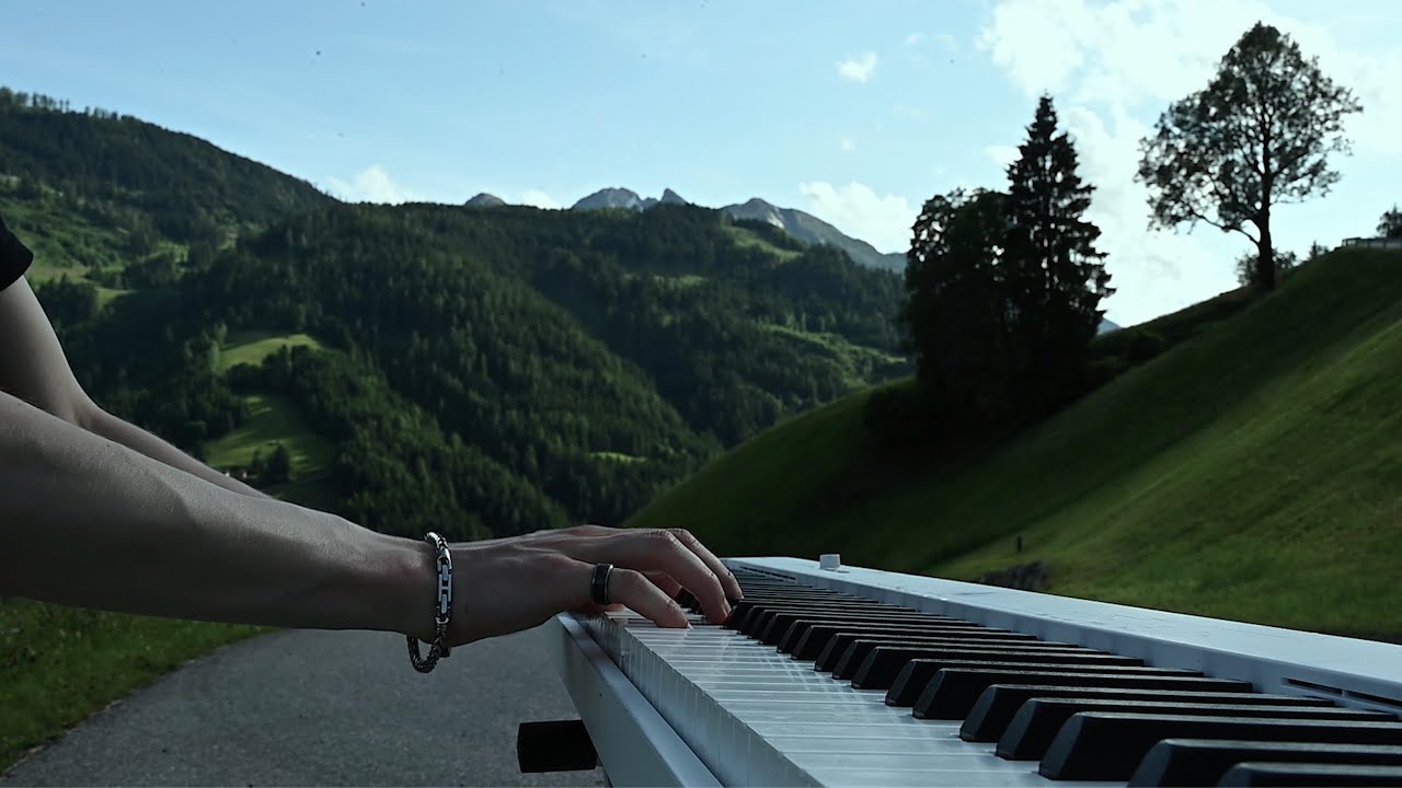 Different Worlds - James Malikey (Piano Solo)