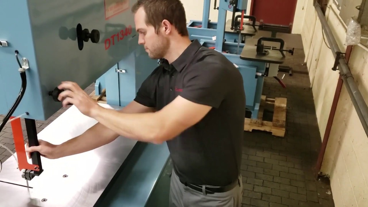 Roll-In Saw DT1340 Vertical Band Saw Demo